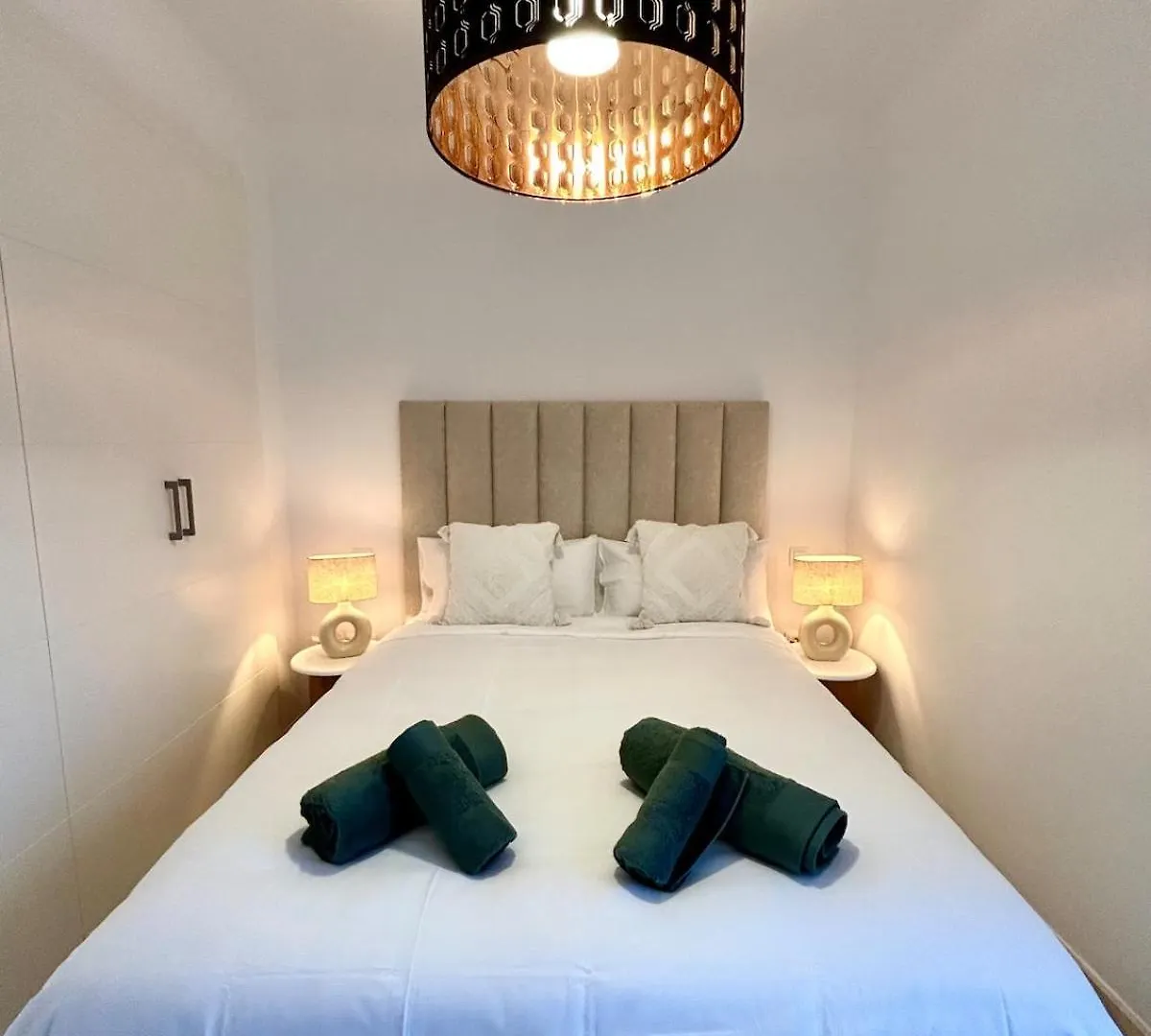 Apartman 2Br Luxe Stay In Marbella Close To Beaches Estepona Spanyolország